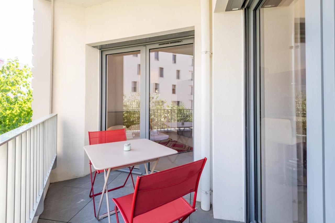 Charming Apartment With Balcony And Parking Near The Center Of Аннесі Екстер'єр фото