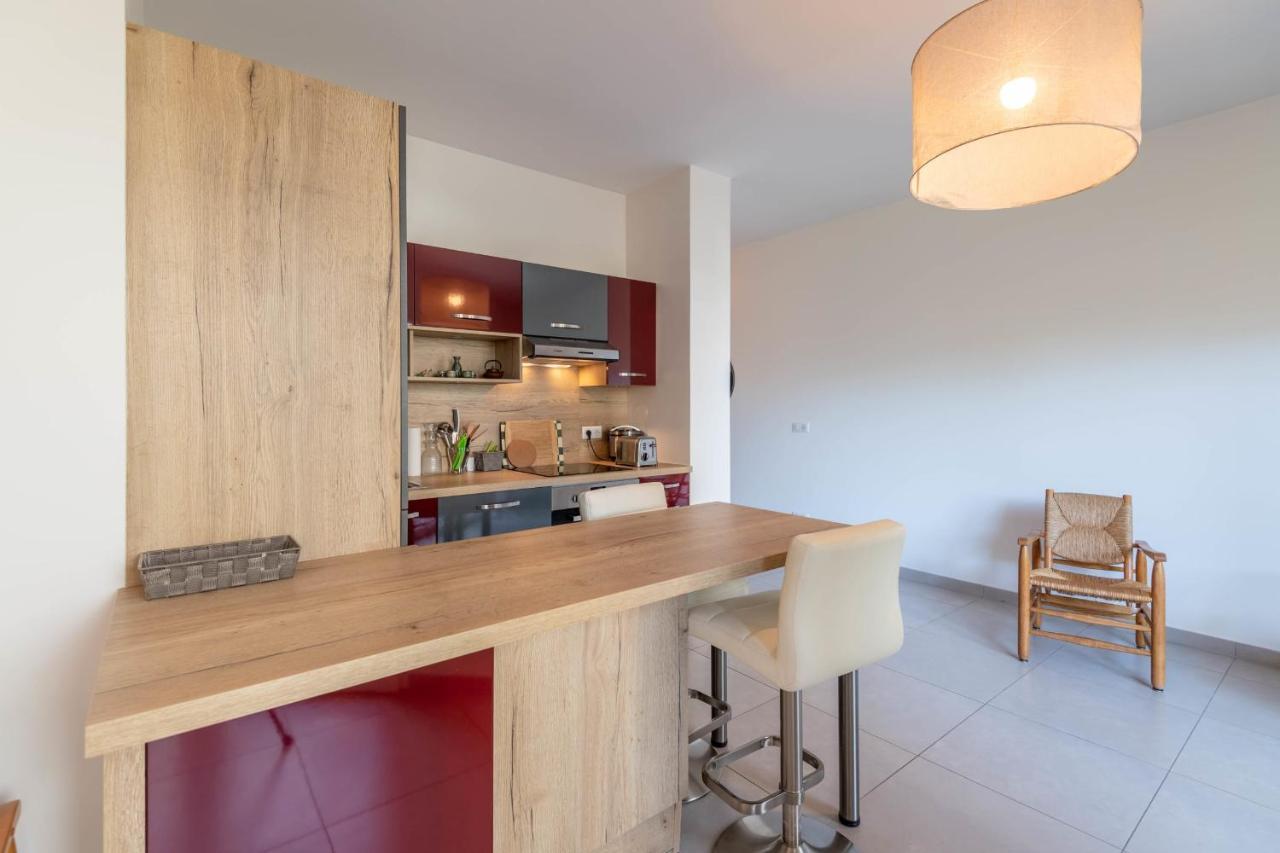Charming Apartment With Balcony And Parking Near The Center Of Аннесі Екстер'єр фото