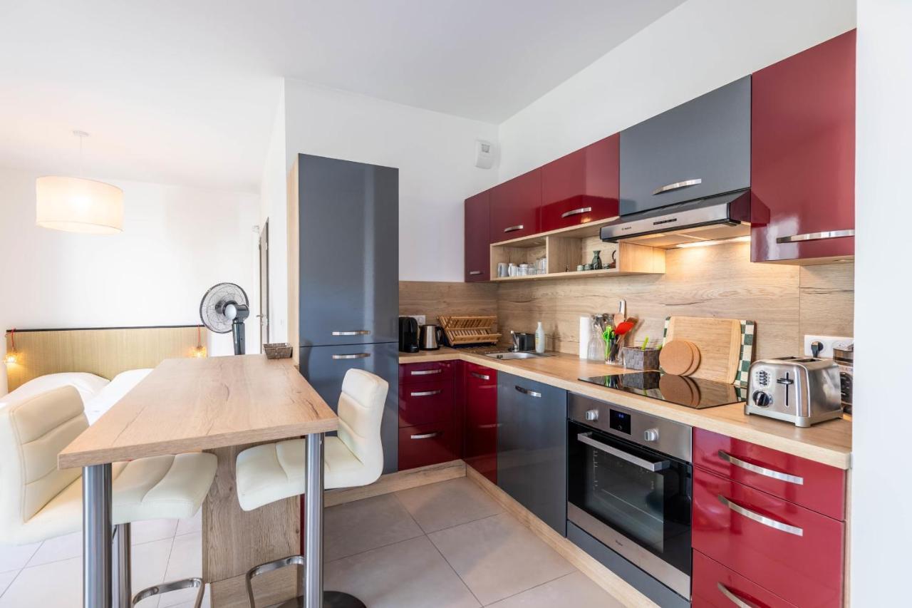 Charming Apartment With Balcony And Parking Near The Center Of Аннесі Екстер'єр фото