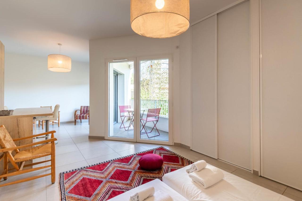 Charming Apartment With Balcony And Parking Near The Center Of Аннесі Екстер'єр фото
